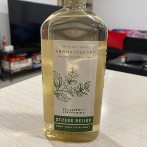 Bath & body works aromatherapy stress relief body wash